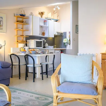 With 3 Windows Overlooking The Port Of St Martin De Re Daire *